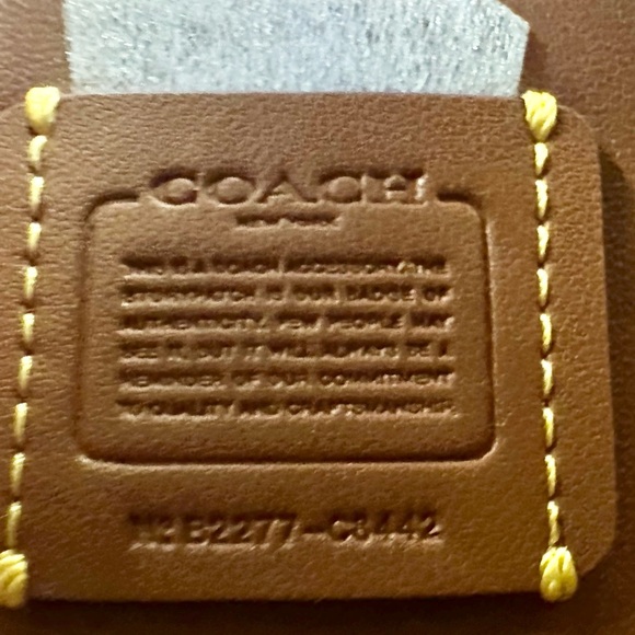 Coach Wyn Crossbody Tan Rust - Picture 9 of 16
